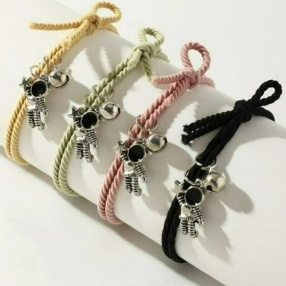 Astronaut Star Catcher Hair Ties - Picture 1 of 4